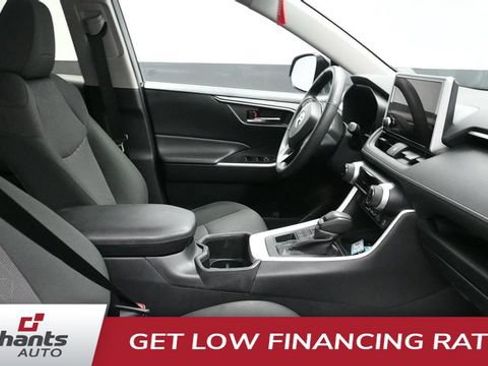 Used 2024 Toyota RAV4 XLE w/ Weather Package AWD/4WD image 15