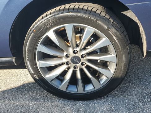 Used 2020 Lincoln Navigator Reserve w/ Luxury Package image 9