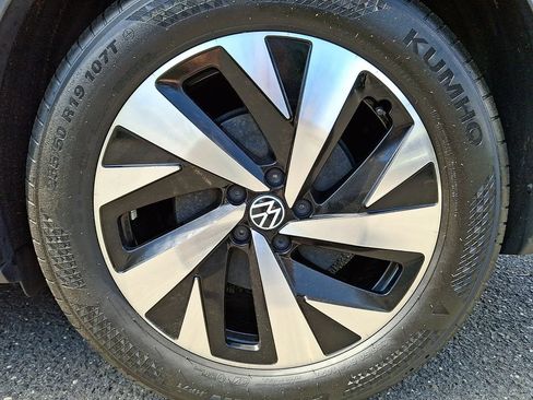 Used 2023 Volkswagen ID.4 Pro RWD image 12