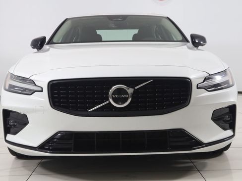 Used 2024 Volvo S60 B5 Plus AWD/4WD image 48