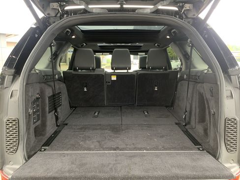 Used 2018 Land Rover Discovery HSE Luxury AWD/4WD image 34