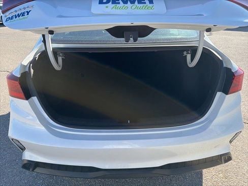 Used 2023 Kia Forte LXS image 14