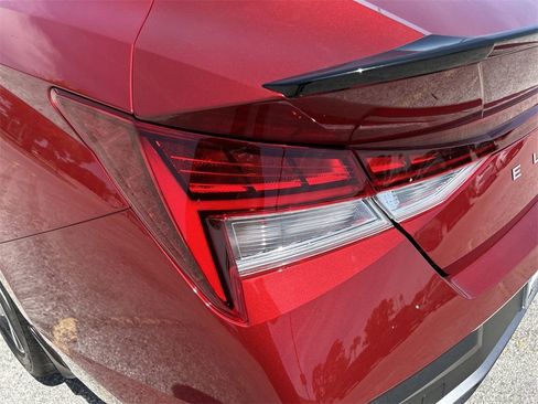 New 2025 Hyundai Elantra SEL image 16