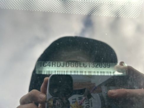 Used 2020 Dodge Durango GT image 14