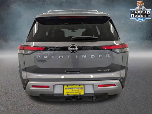 Used 2025 Nissan Pathfinder SL w/ SL Premium Package image 5