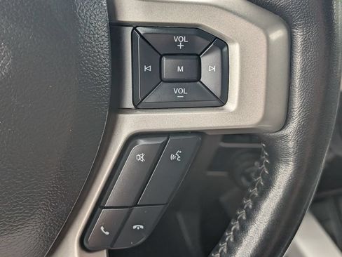 Used 2022 Ford F350 Lariat w/ Lariat Ultimate Package AWD/4WD image 13