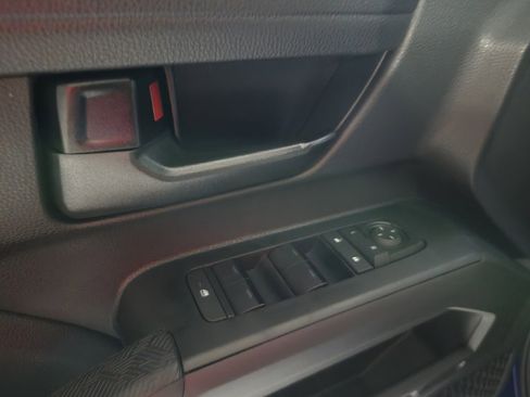 New 2025 Toyota Tacoma SR5 image 18