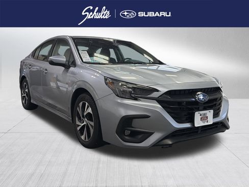Used 2025 Subaru Legacy Premium AWD/4WD image 1