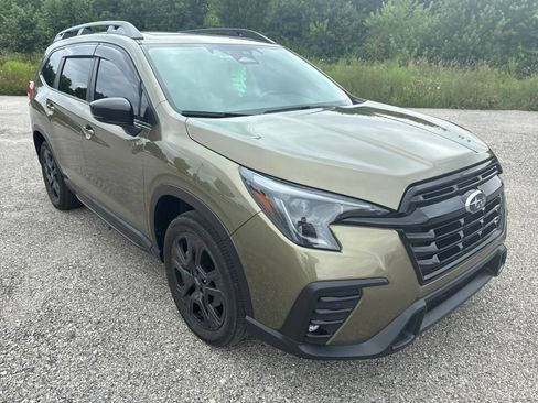 Used 2024 Subaru Ascent Onyx Edition AWD/4WD image 13