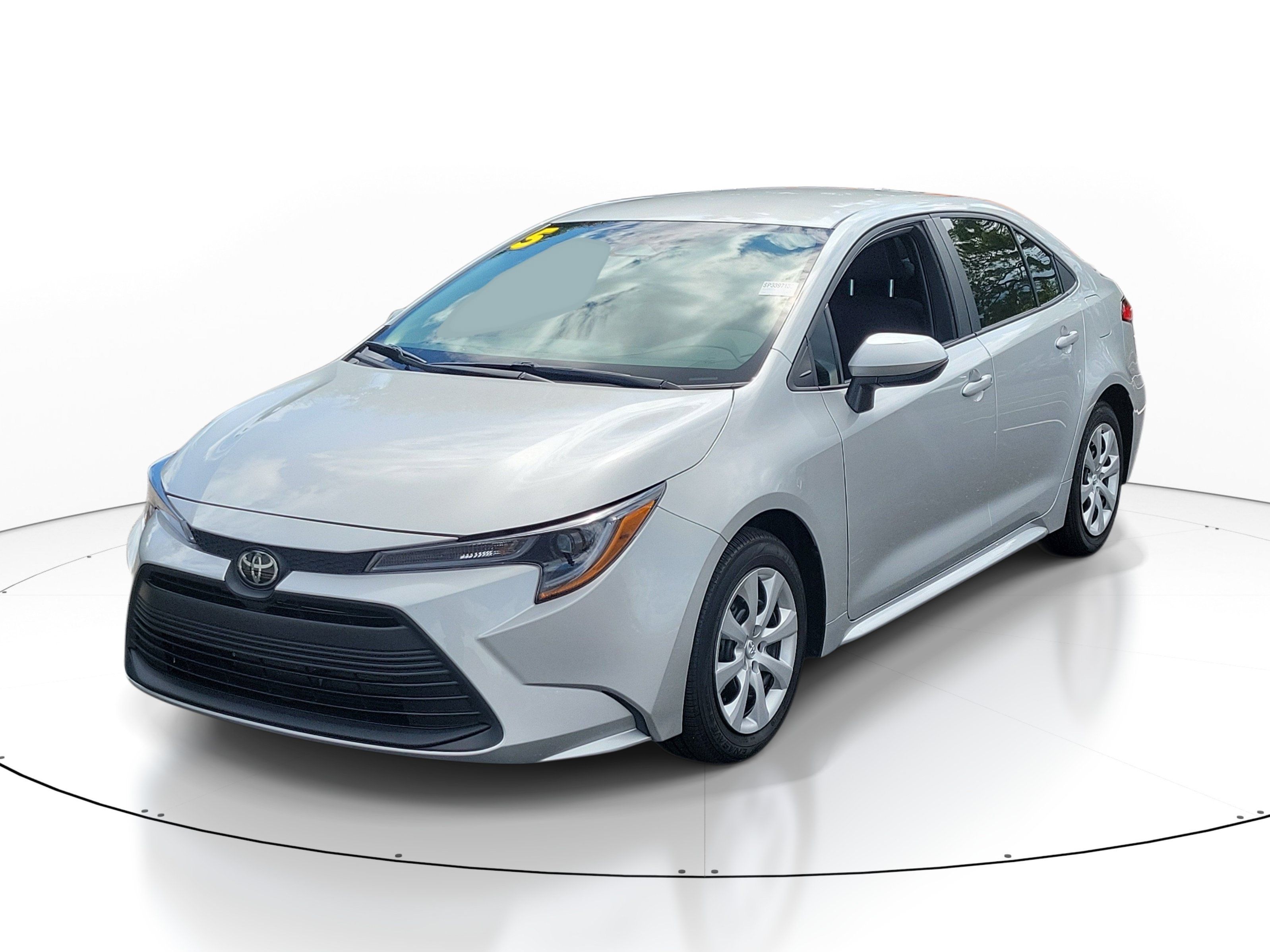 Used 2025 Toyota Corolla LE FWD image 3