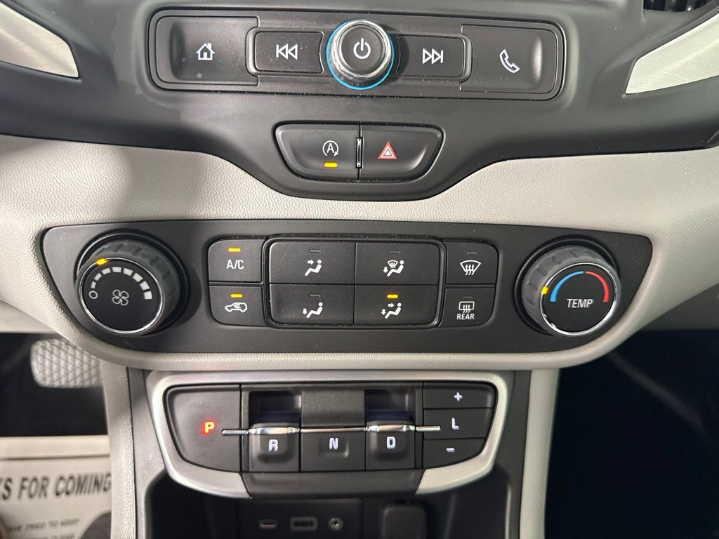 Used 2022 GMC Terrain SLE AWD/4WD image 18