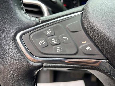 Used 2020 Chevrolet Equinox Premier image 14