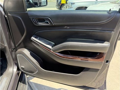 Used 2016 GMC Yukon XL SLT w/ Open Road Package RWD image 34