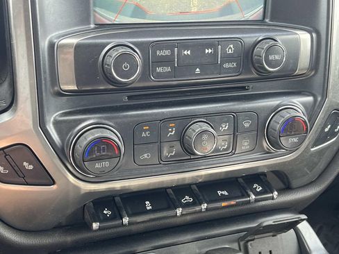 Used 2018 Chevrolet Silverado 1500 LT w/ All Star Edition AWD/4WD image 24