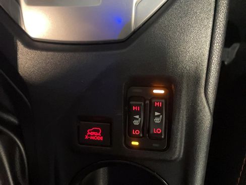 Used 2021 Subaru Crosstrek 2.0i Premium image 11