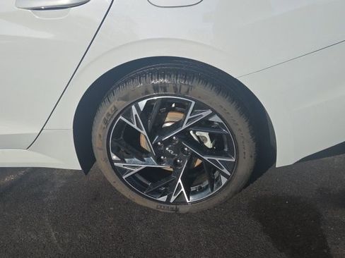 Used 2025 Kia K5 GT-Line image 9