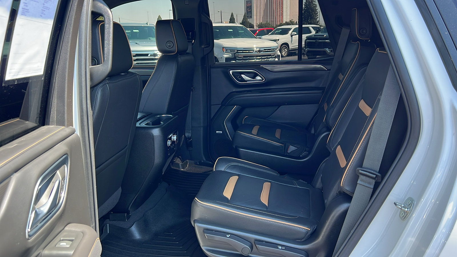 Certified 2023 GMC Yukon AT4 AWD/4WD image 17