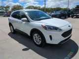 Used 2021 Ford Escape SE image 2