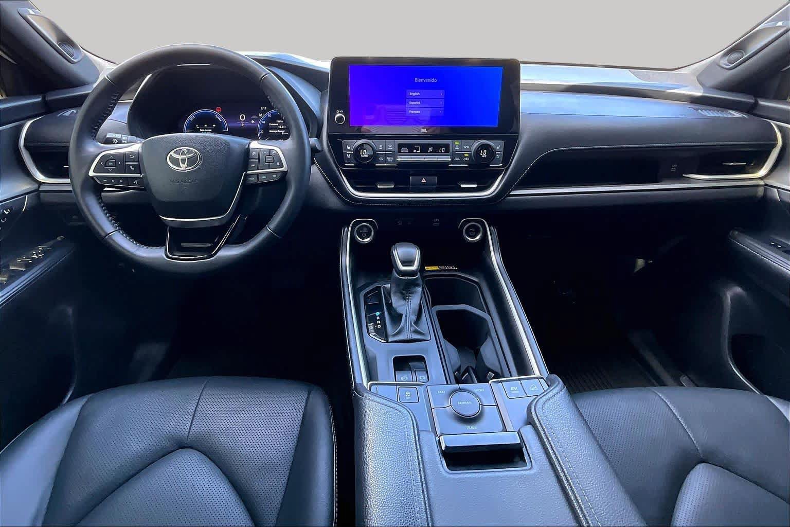 Certified 2025 Toyota Grand Highlander AWD Hybrid image 15