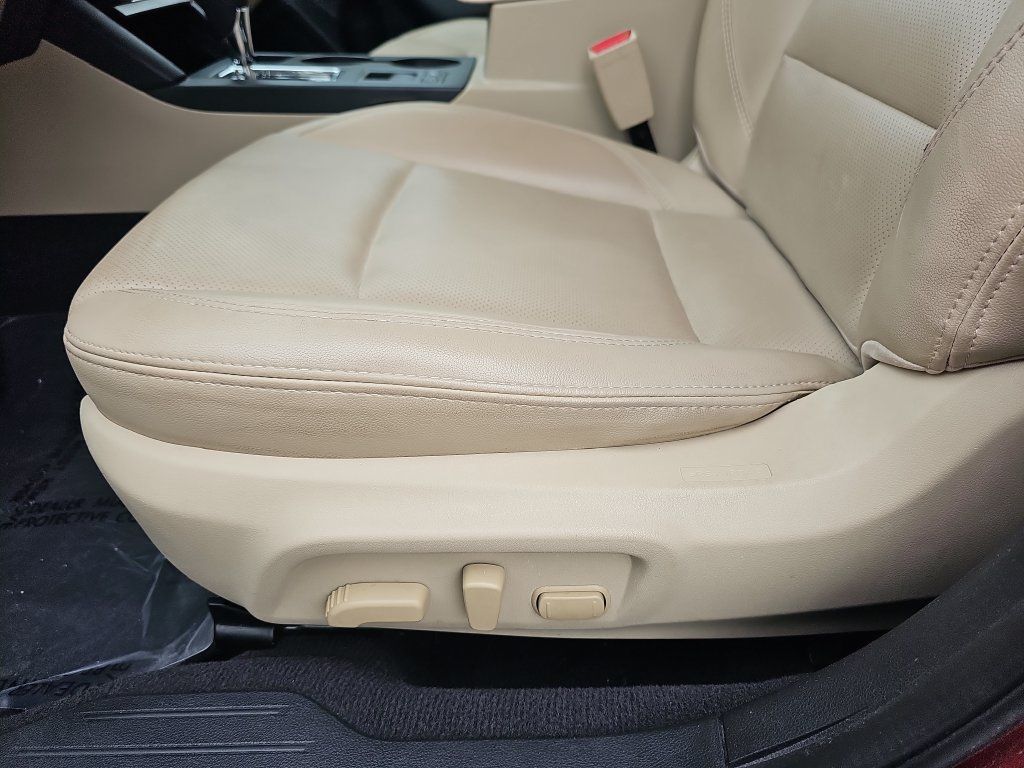 Used 2018 Subaru Outback 2.5i Limited AWD/4WD image 28