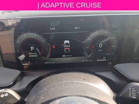 Certified 2025 Nissan Kicks SR w/ Illumination Package image 12