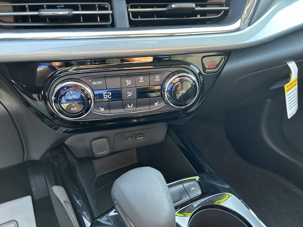 Used 2026 Chevrolet Trax LT w/ Driver Confidence Package FWD image 28