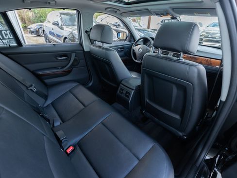 Used 2011 BMW 328i xDrive Sedan image 25