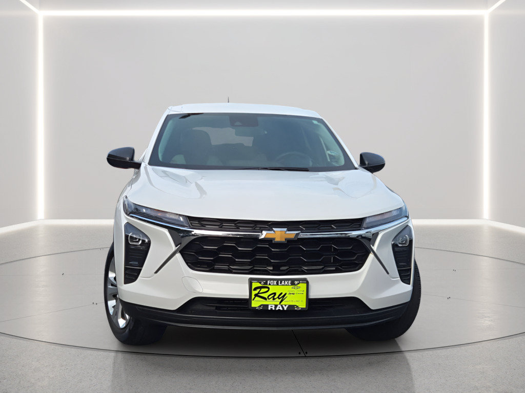 Certified 2024 Chevrolet Trax LS FWD image 2