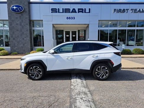Used 2025 Hyundai Tucson Limited AWD/4WD image 3