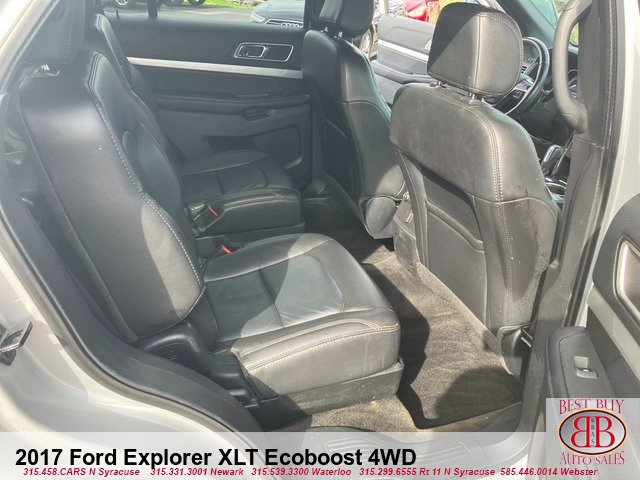 Used 2017 Ford Explorer XLT w/ Equipment Group 202A AWD/4WD image 13