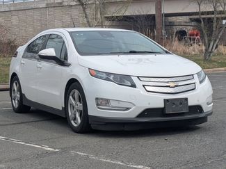 Used 2014 Chevrolet Volt Premium w/ Premium Trim Package video 3