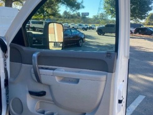 Used 2013 Chevrolet Silverado 3500 W/T image 20