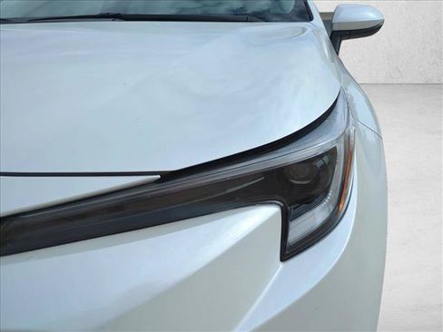 Certified 2024 Toyota Corolla LE FWD image 9