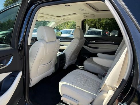 Used 2023 Buick Enclave Avenir w/ Avenir Technology Package image 13