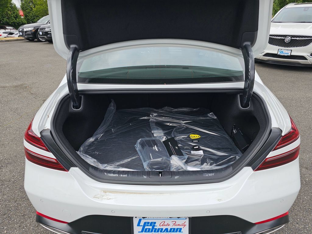 Certified 2026 Genesis G70 2.5T Prestige AWD/4WD image 17