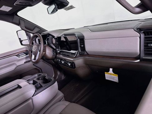 New 2026 GMC Sierra 3500 SLT AWD/4WD image 21