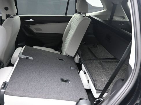 Used 2024 Volkswagen Tiguan S image 21