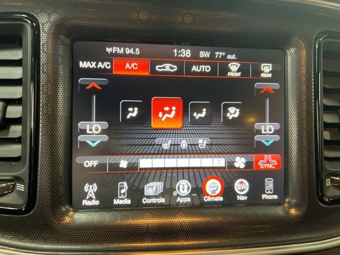 Used 2015 Dodge Challenger R/T Plus RWD image 17