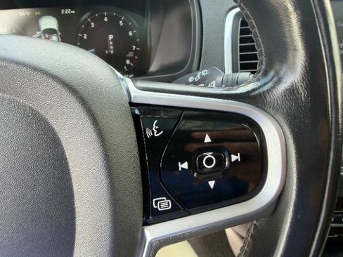 Used 2019 Volvo XC90 T6 Momentum w/ Advanced Package image 21