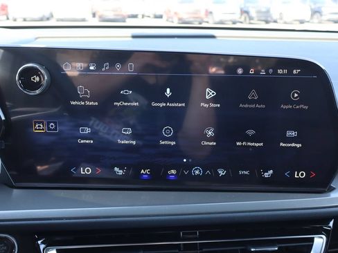 New 2027 Chevrolet Traverse LT w/ Driver Confidence Package AWD/4WD image 11
