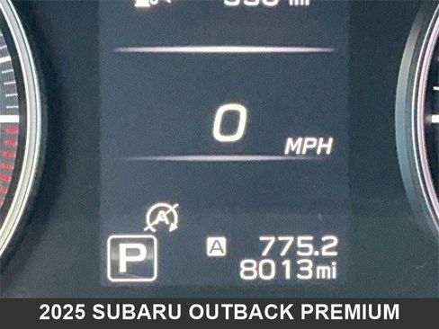 Used 2025 Subaru Outback Premium image 23