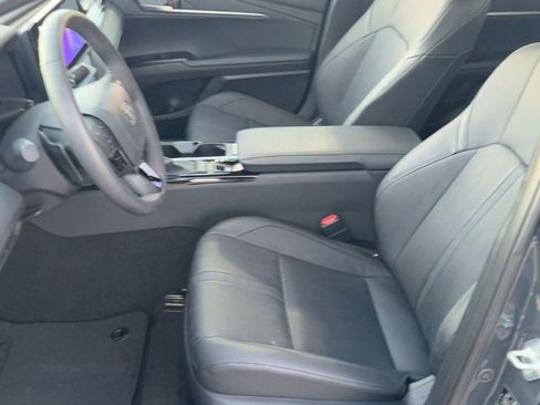 Used 2025 Toyota Camry XSE image 5