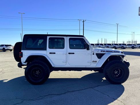 Used 2018 Jeep Wrangler Unlimited Rubicon image 6