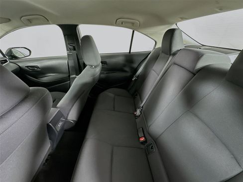 Certified 2024 Toyota Corolla LE image 10