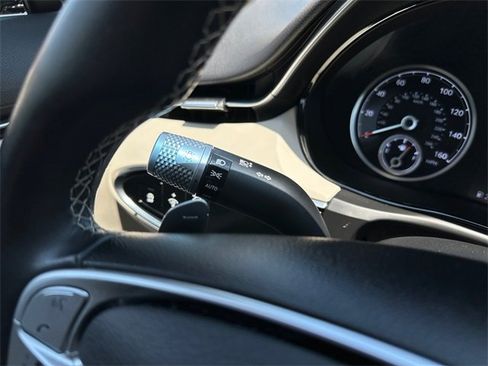 Used 2024 Genesis GV70 2.5T image 24