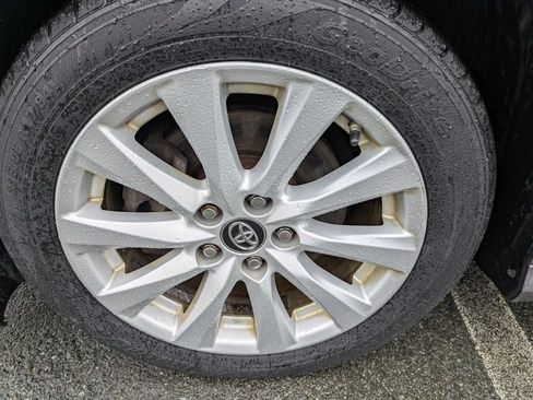 Used 2018 Toyota Camry LE FWD image 22