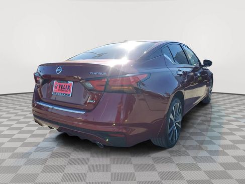 Used 2021 Nissan Altima 2.5 Platinum image 3