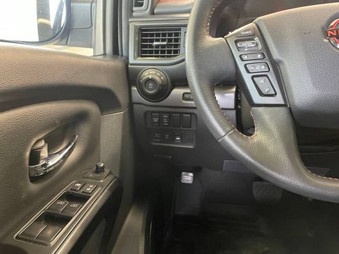 Used 2024 Nissan Titan PRO-4X w/ Pro-4x Utility Package AWD/4WD image 13