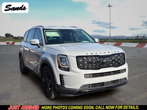Certified 2021 Kia Telluride EX w/ EX Premium Package AWD/4WD image 1