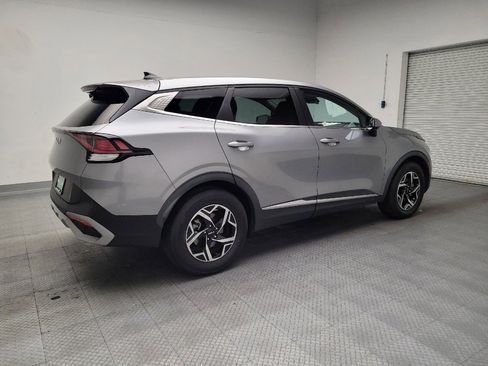 Used 2023 Kia Sportage LX image 10